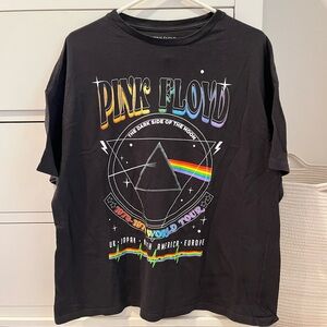 Women’s Size M Pink Floyd Tour Tee